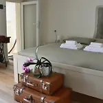 Casa Alba, Di Lejlighed *